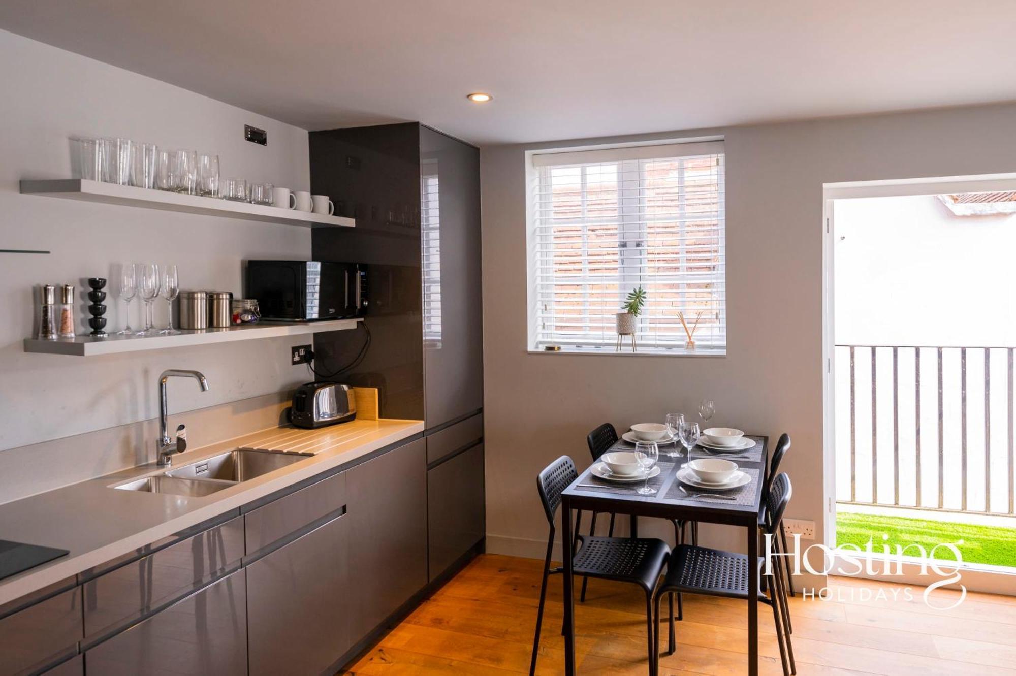 Modern Luxury Apartment In The Heart Of Henley מראה חיצוני תמונה